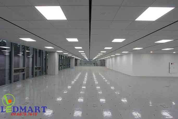 Đèn led panel lắp tòa nhà